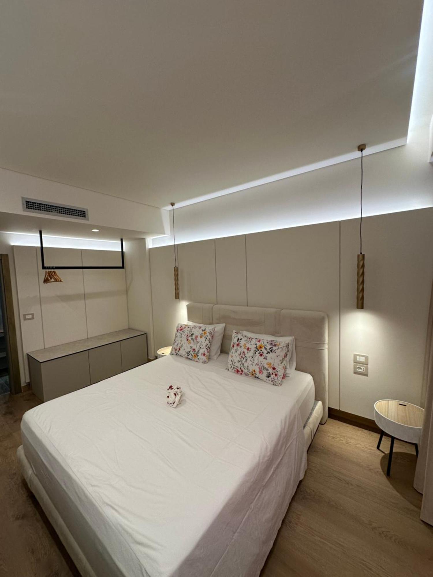 Manolo & Jolie Luxury 3* Himarë